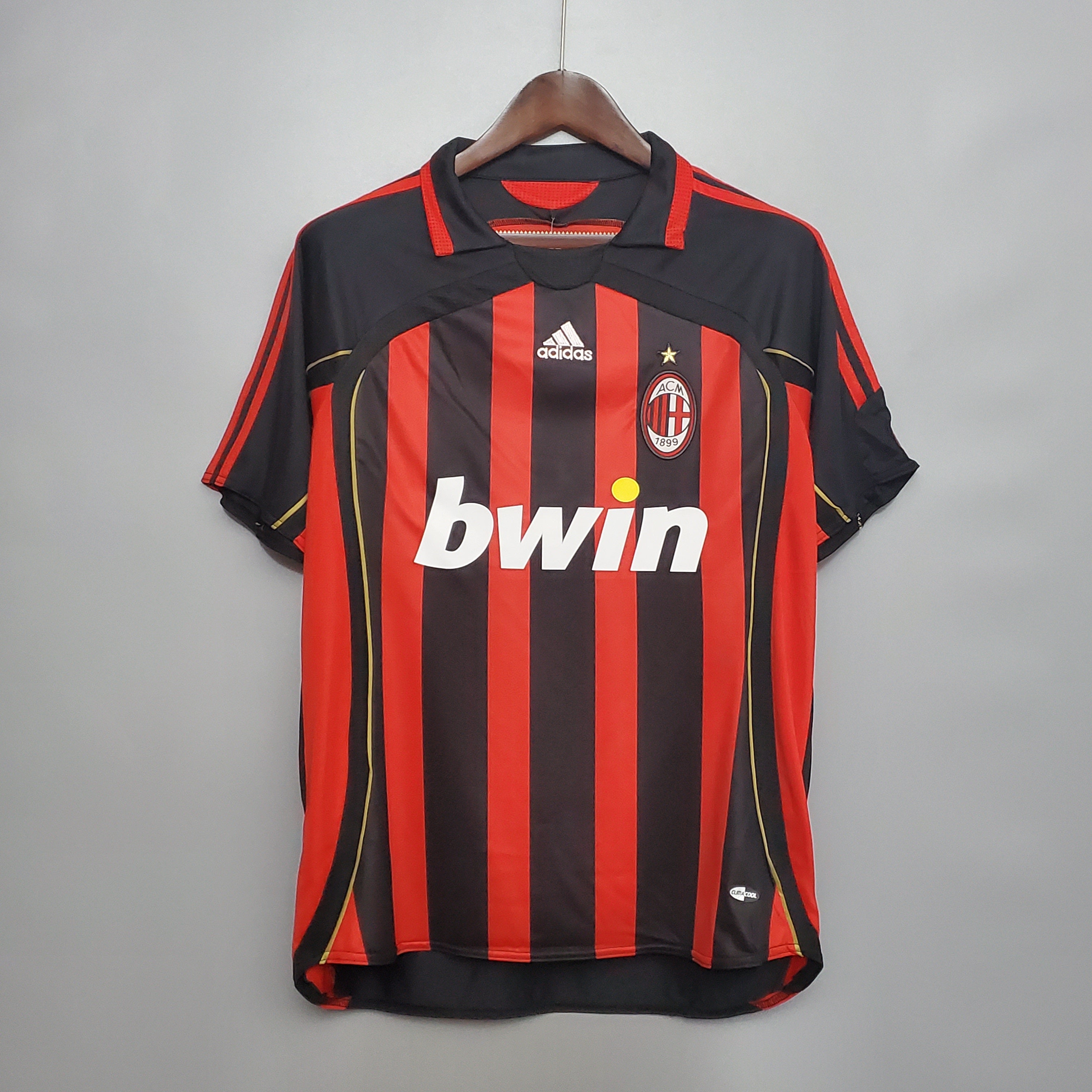 Forza Milan Clima 365 A.C. Milan outlets Jersey Bwin Size Large E84210 Vintage NOS