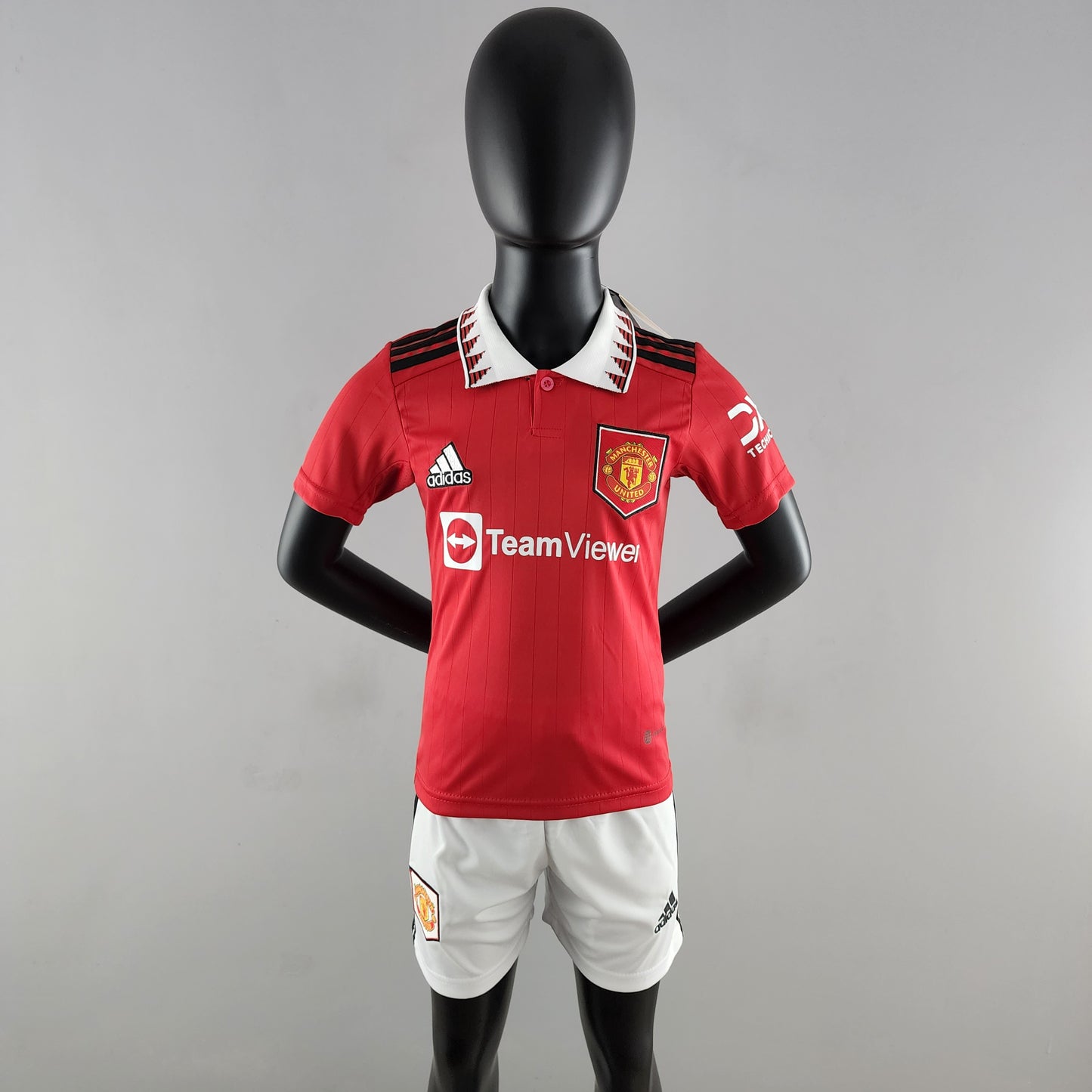 Kids Manchester United 2022/23 Home Jersey & Shorts