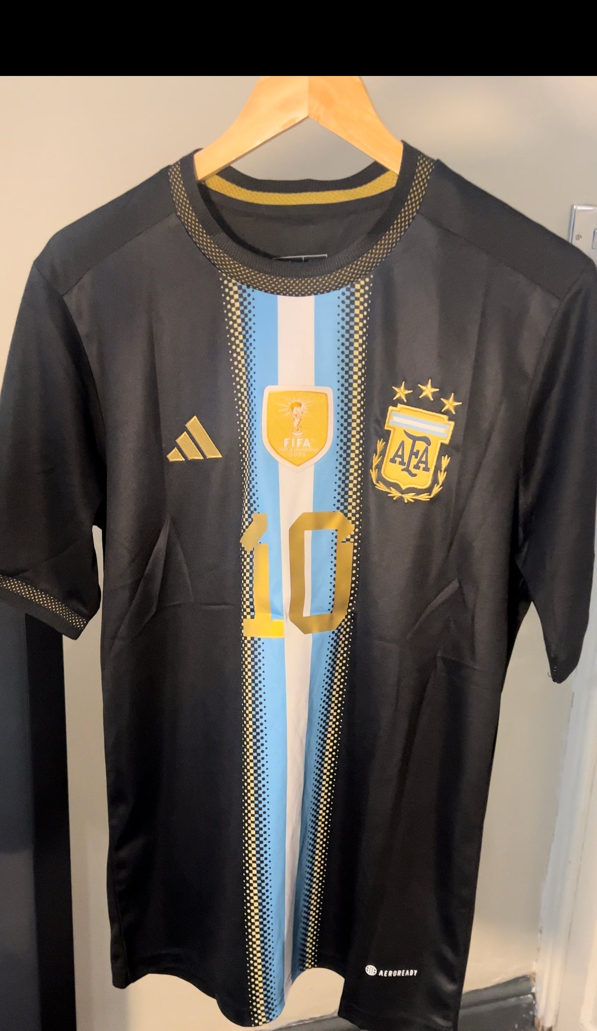 Lionel Messi's Argentina jerseys are sold out worldwide