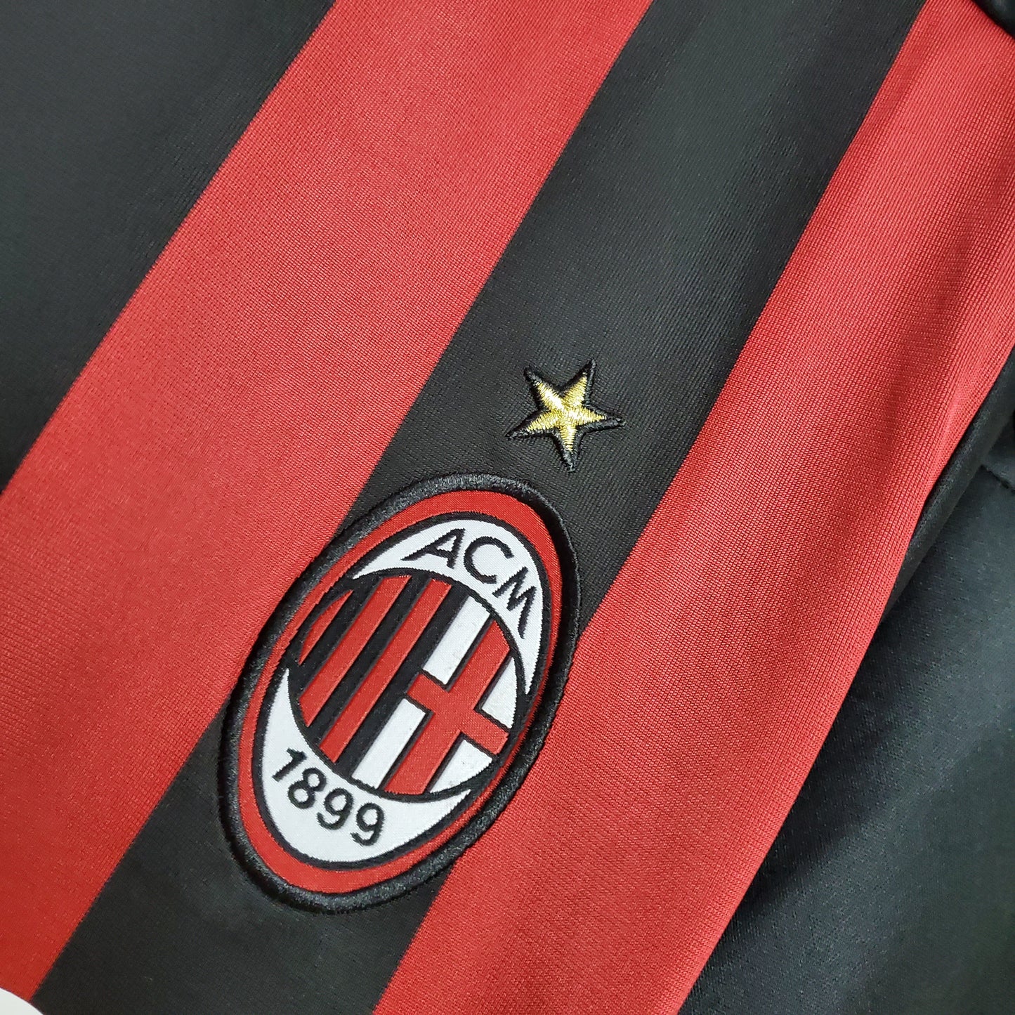 Retro AC Milan 06/07 Home Jersey